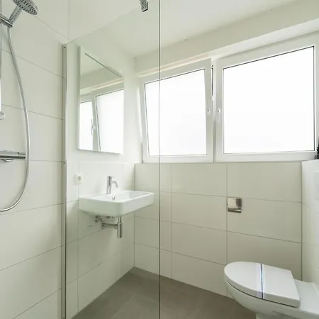 Holiday home Waterside Retreat Sauna, Garden And Fishing Jetty *