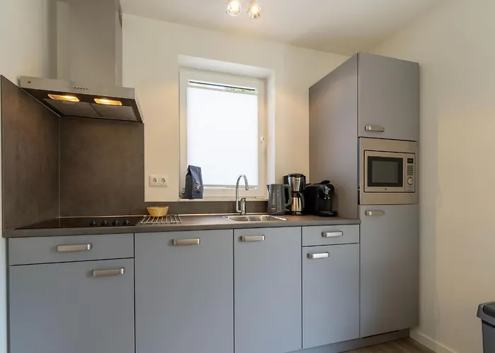 Waterside Retreat Sauna, Garden And Fishing Jetty *