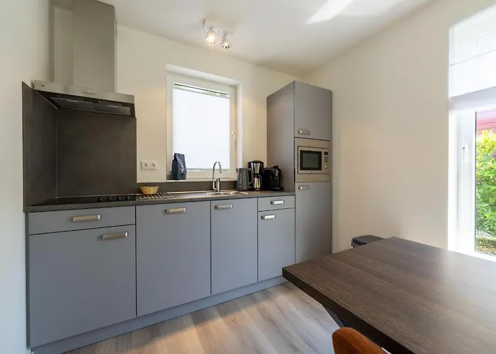 Waterside Retreat Sauna, Garden And Fishing Jetty Tatil Evi