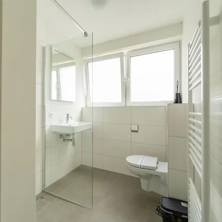 Waterside Retreat Sauna, Garden And Fishing Jetty *