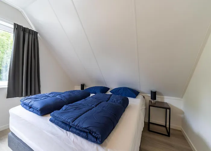 Waterside Retreat Sauna, Garden And Fishing Jetty *