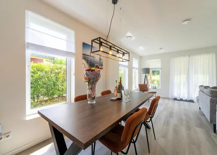 Waterside Retreat Sauna, Garden And Fishing Jetty *